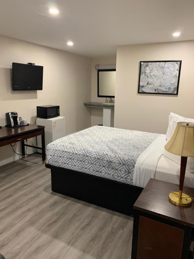 Westport Station Motel Bagian luar foto