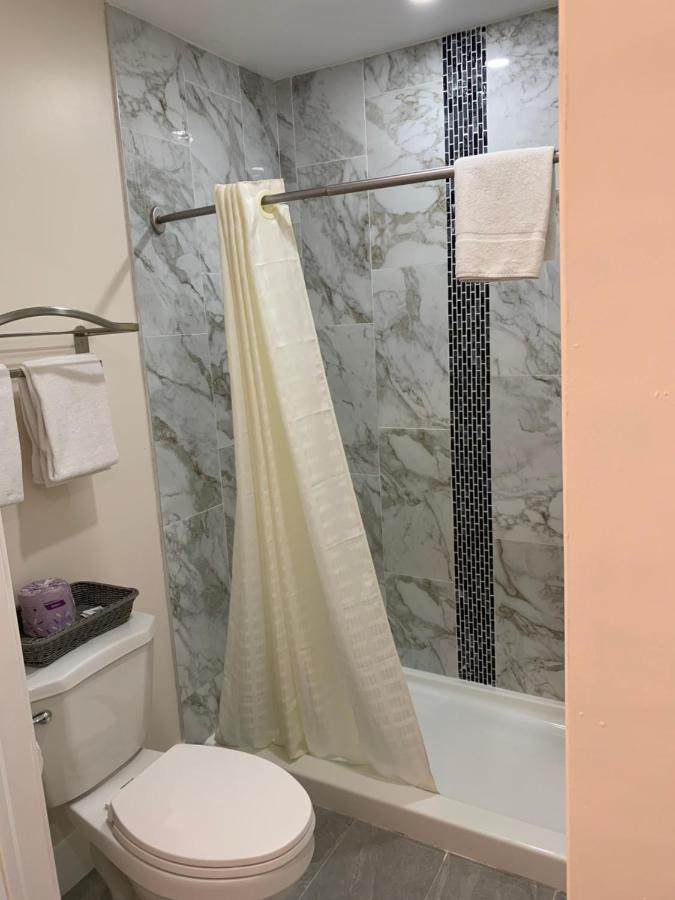 Westport Station Motel Bagian luar foto