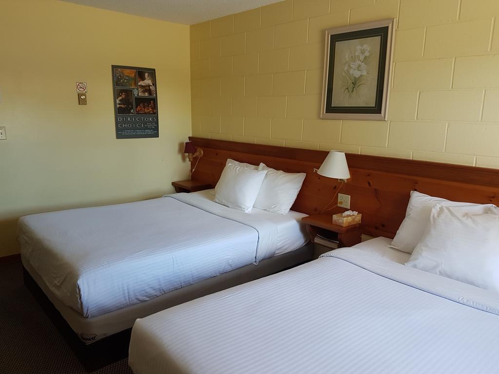 Westport Station Motel Bagian luar foto